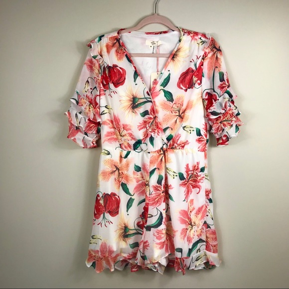 Floral Romper - Picture 2 of 8